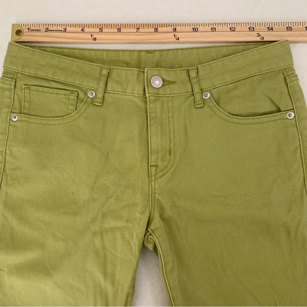 Uniqlo Jeans Women's Low Rise‎ Skinny Straight Olive Green Size 27 Inseam 28